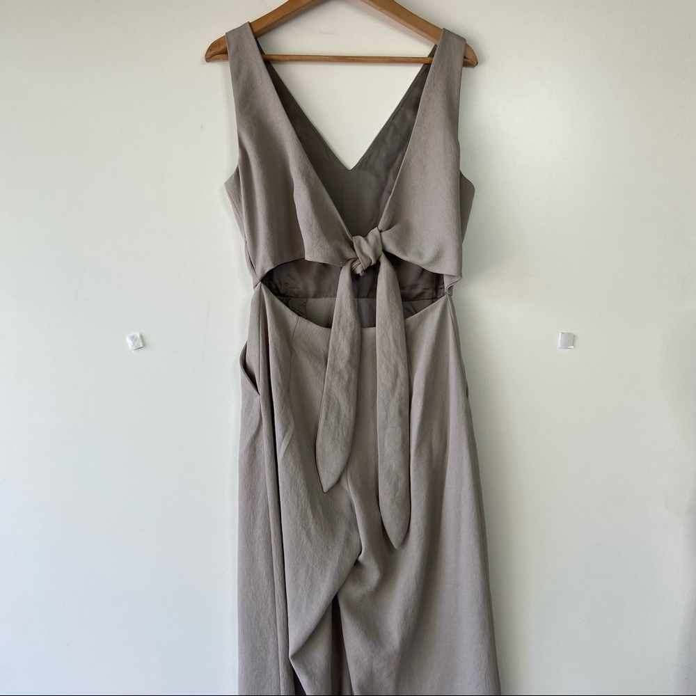 Aritzia Wilfred Ecoulement ashen tie back jumpsuit - Picture 5 of 8
